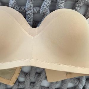 Wireless Strapless Bra